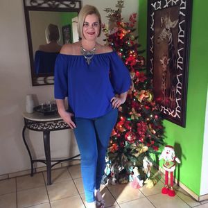 Meet your Posher, Estrella